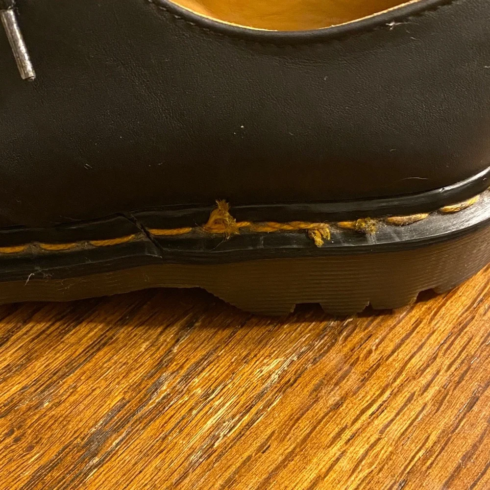Dr. Martens Made in England 1461 Vintage 3 Eye Black Leather Oxfords UK 6 US 8 W